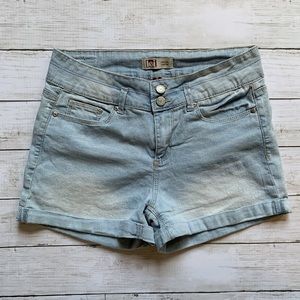 LEI Tatum High-Rise Light Denim Jean Shorts Size 9